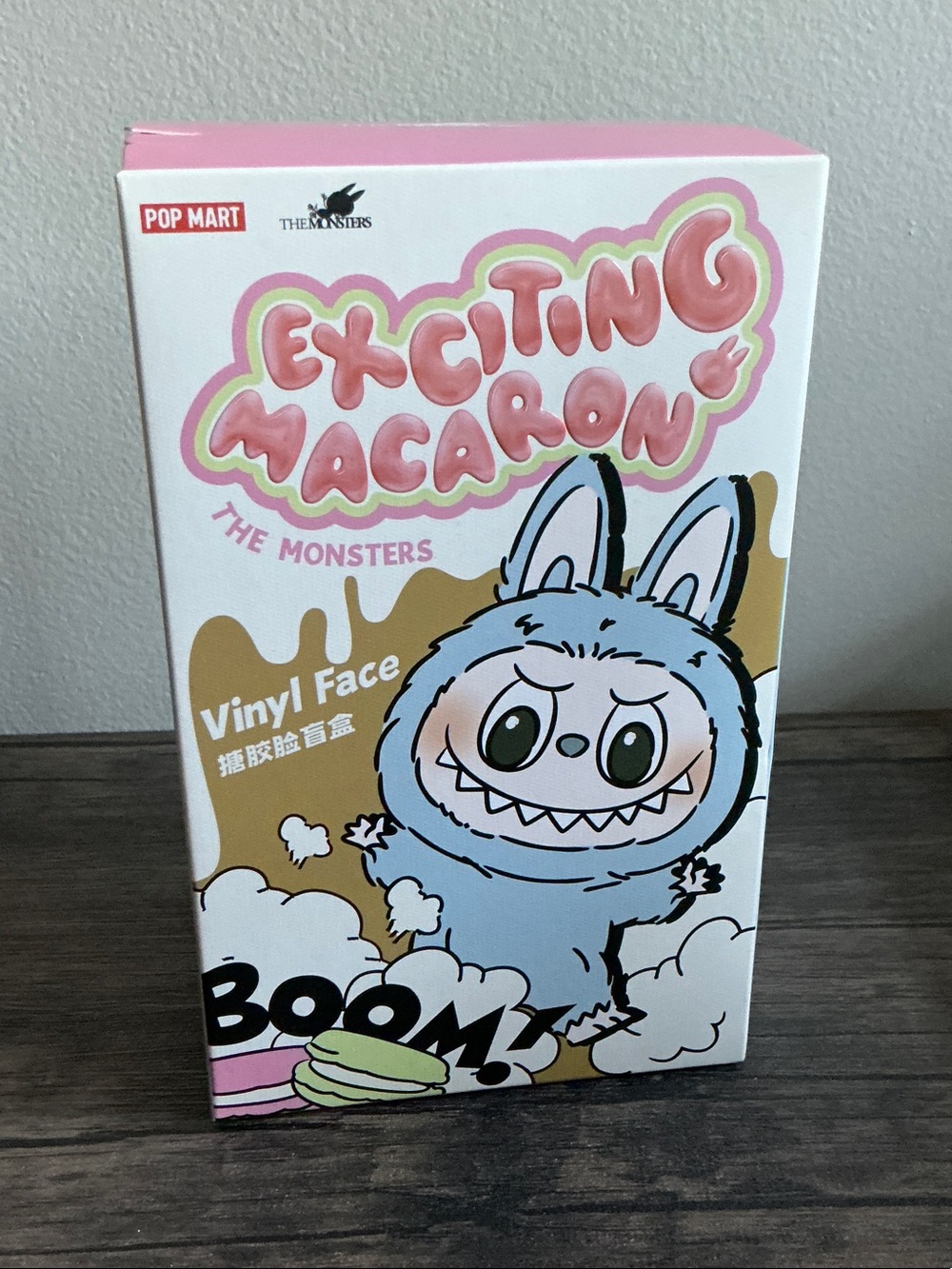 NEW Exciting Macaroon Vinyl Face Figure - Pink & Blue